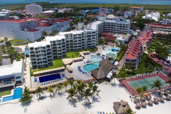 Hotel Aquamarina Beach Cancún